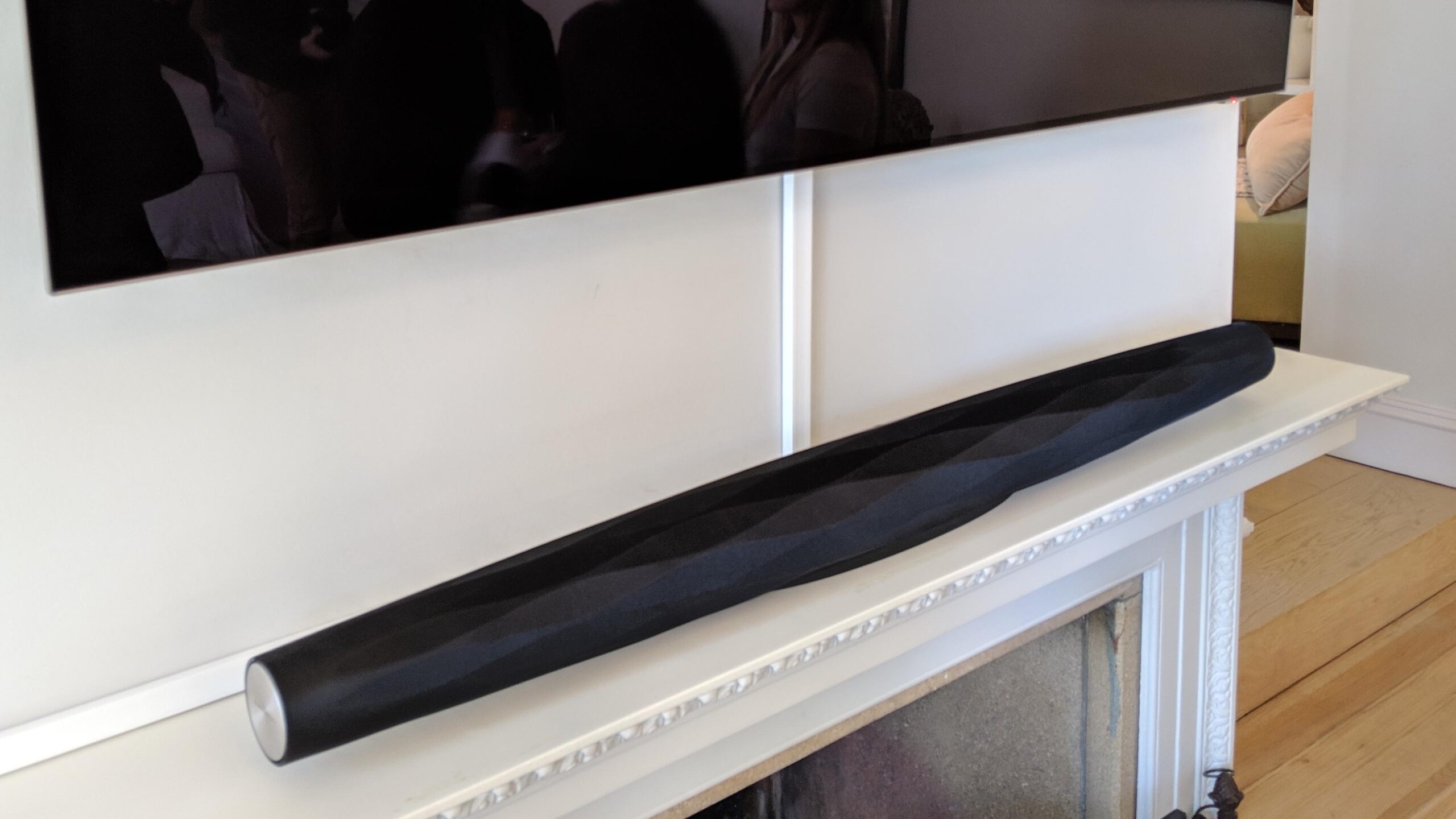 Bowers & Wilkins Formation Bar