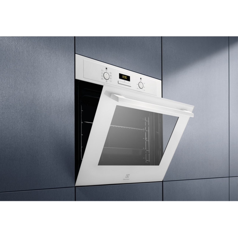 Electrolux EOF3H40BW - Image 3