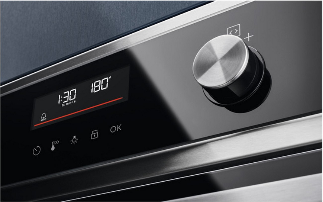 Electrolux EOF6P76BX - Image 3