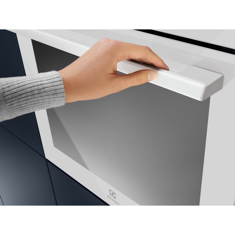 Electrolux EOF5F50BV - Image 4