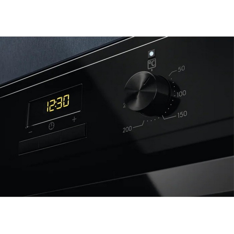 Electrolux EOF3H50BK - Image 5